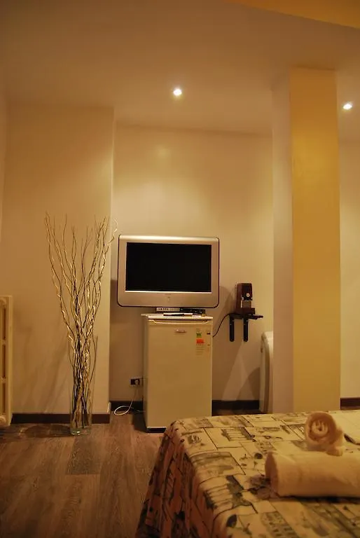 Core De Roma Suites 2*,  Italia
