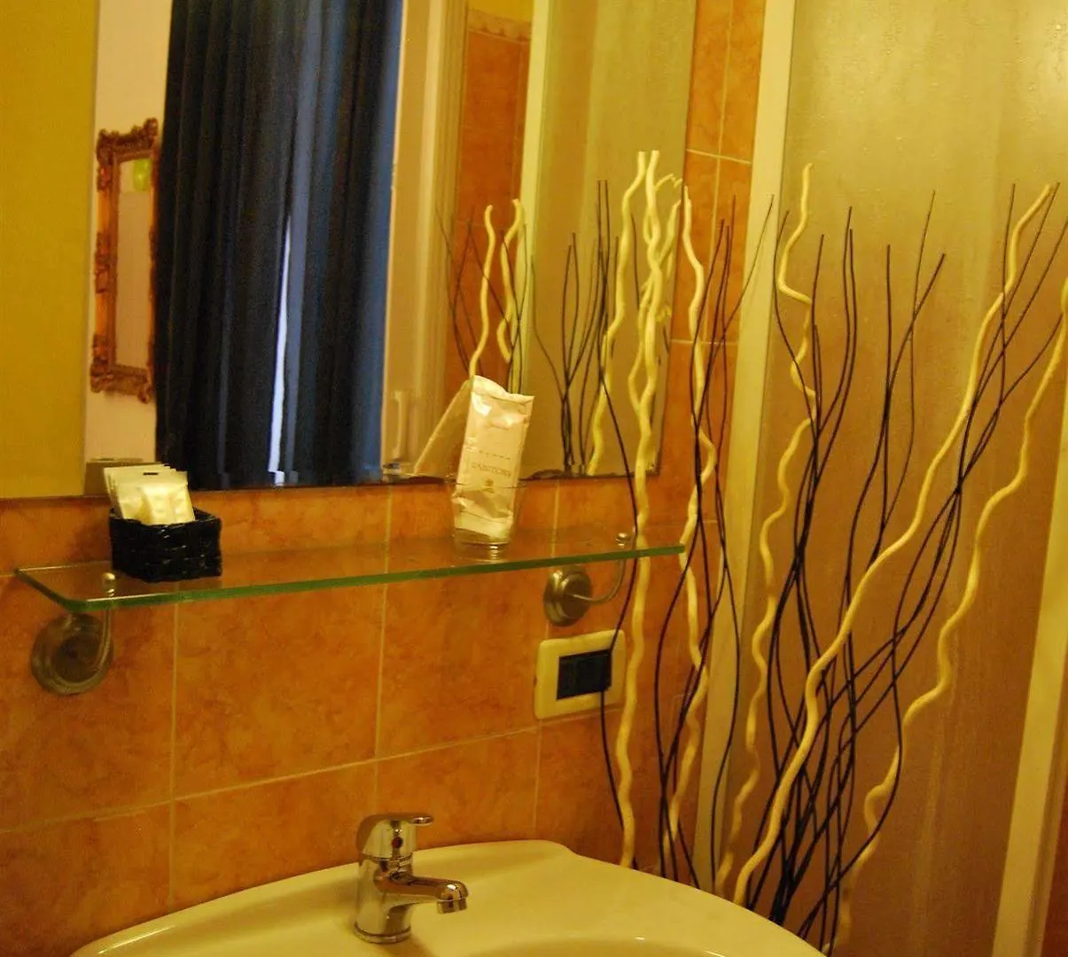 Core De Roma Suites 2*,